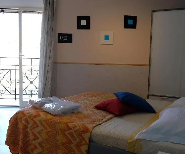 ベッド・アンド・ブレックファスト ベッド＆ブレックファースト Il ゴルフォ ナポリ